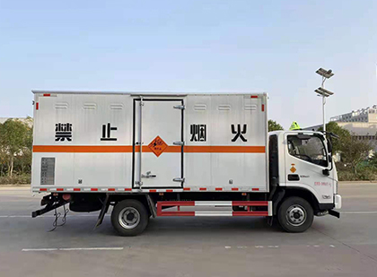 正阳爆破器材运输车