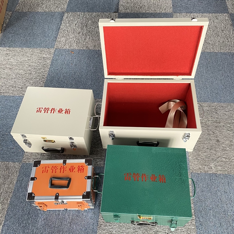 正阳爆破工程作业箱如何选择？玻璃钢与传统材质的全面对比